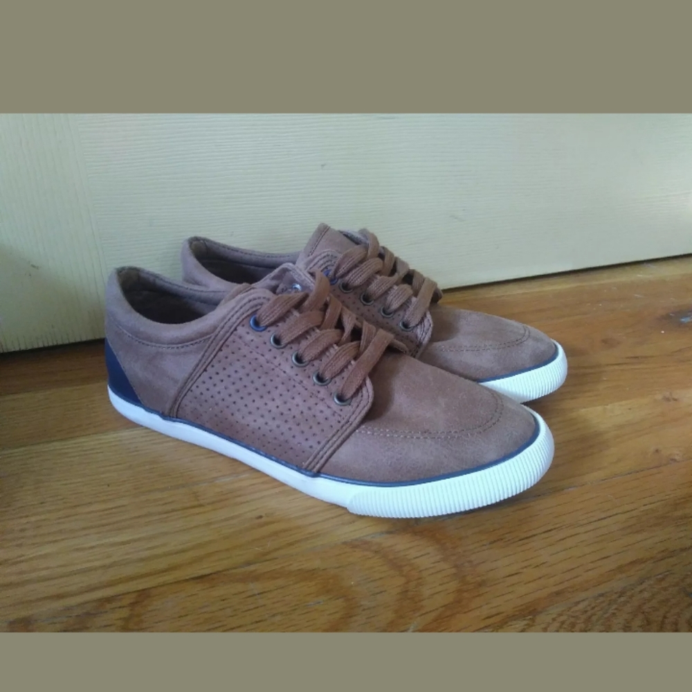 Boys Wesley Suede Sneakers Cat & Jack target 5 tan